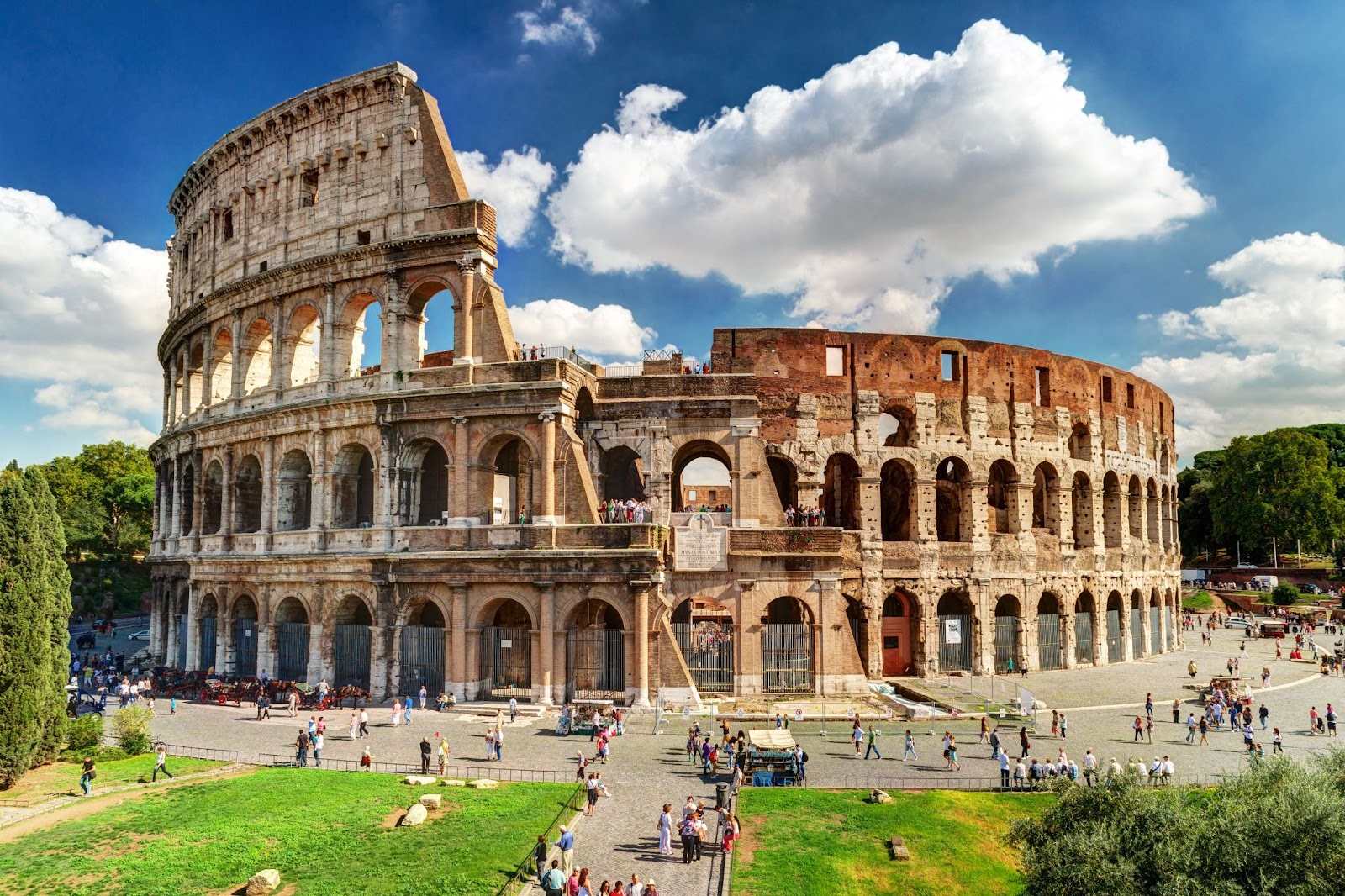 The Colosseum, Italy - 23 Top Sights to See Before You Die
