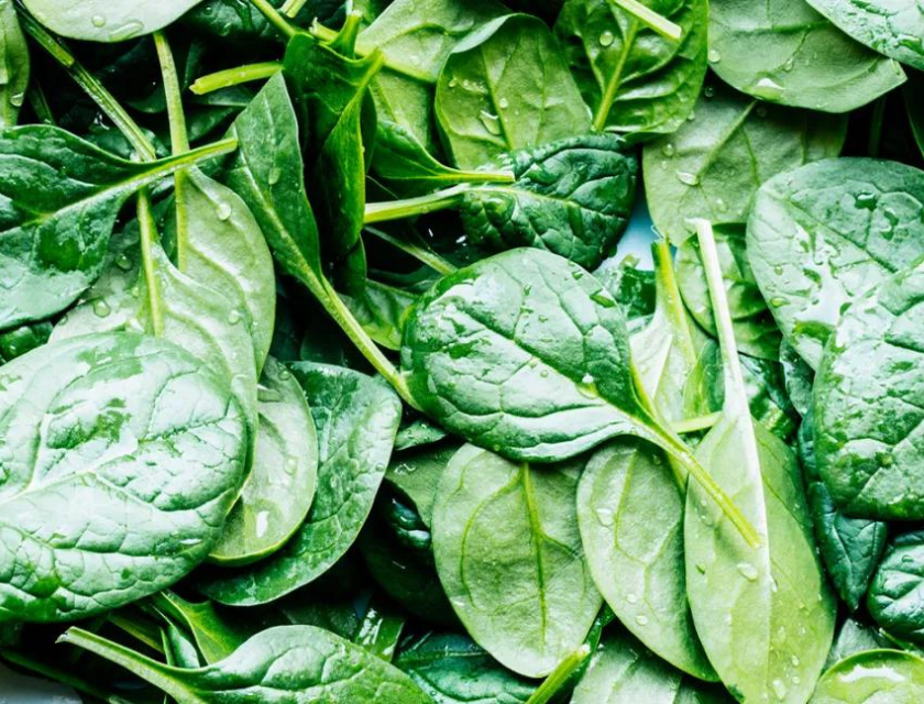 Foods That Will Help Lower Your Cholesterol: Spinach